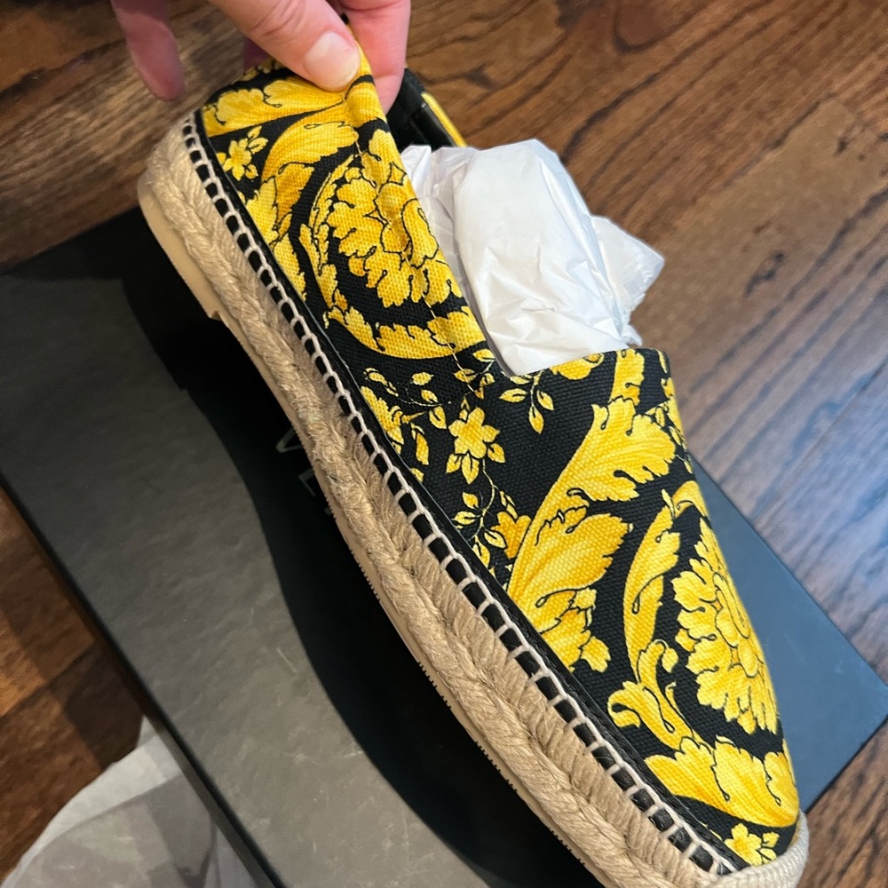 Versace espadrilles - Picture 2 of 7